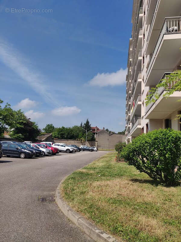Appartement à CALUIRE-ET-CUIRE