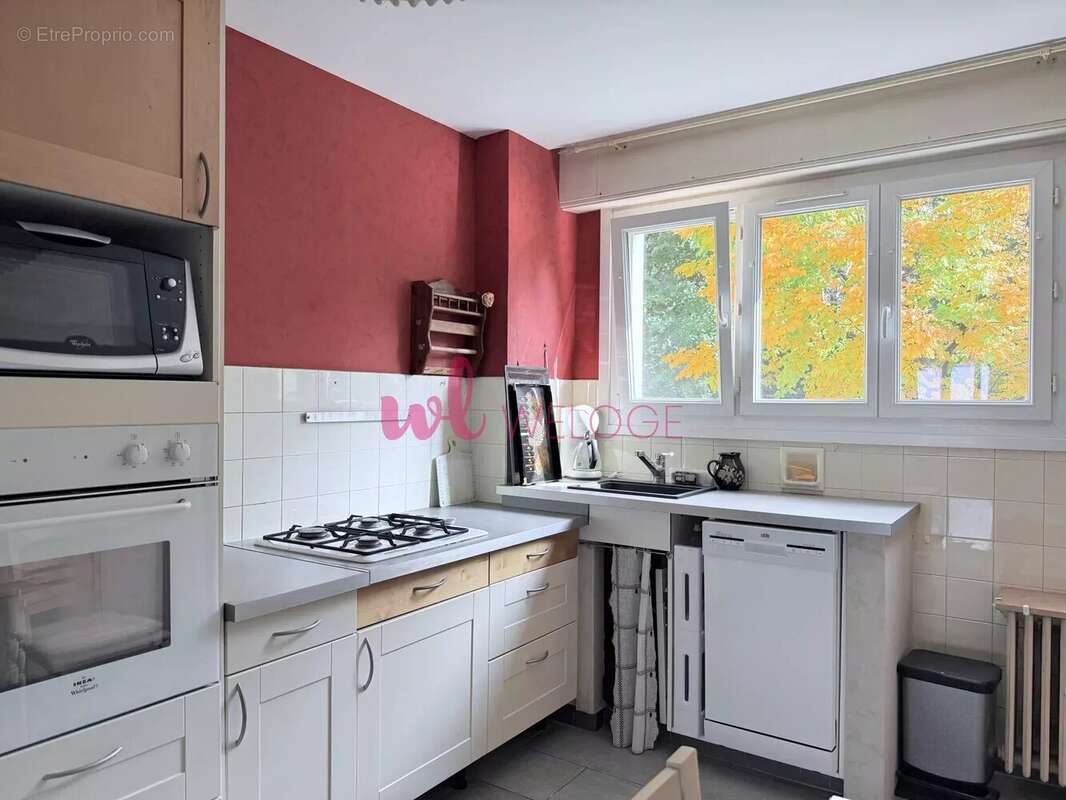 Appartement à SAINTE-FOY-LES-LYON