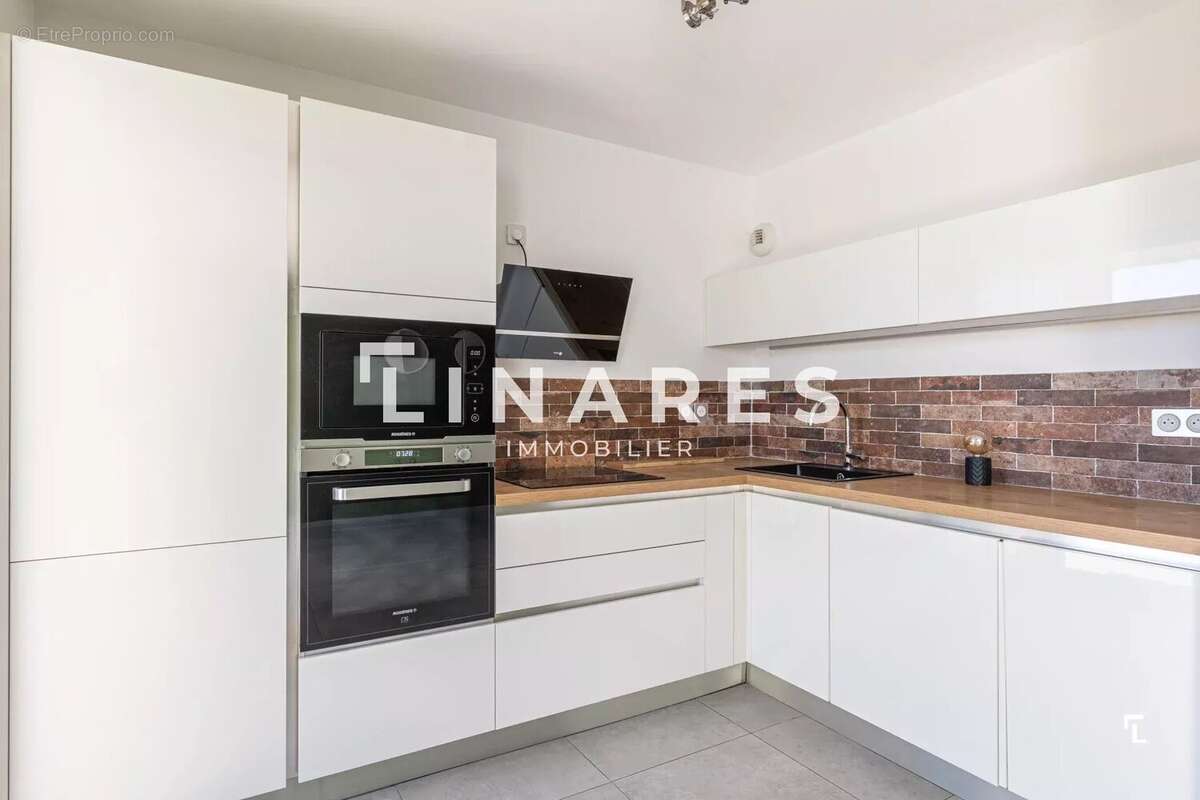 Appartement à MARSEILLE-12E