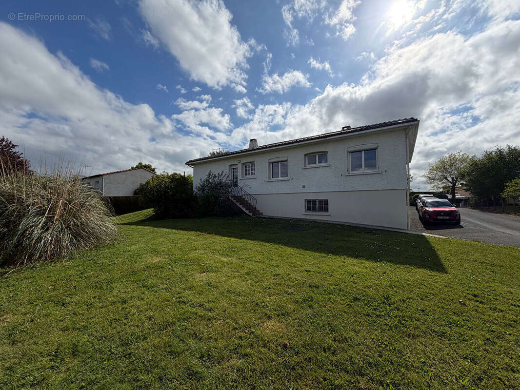 Maison à LA ROMAGNE