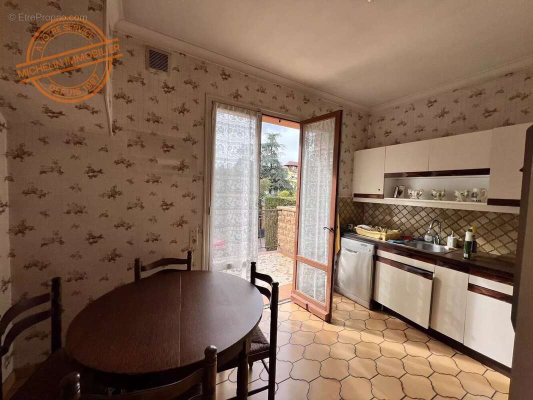 Maison à CHAMPAGNE-AU-MONT-D&#039;OR