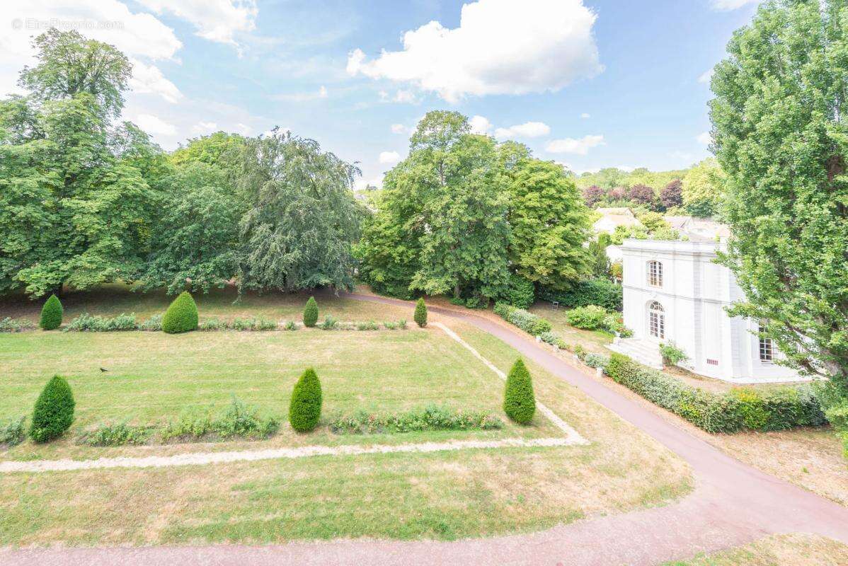 Appartement à LOUVECIENNES