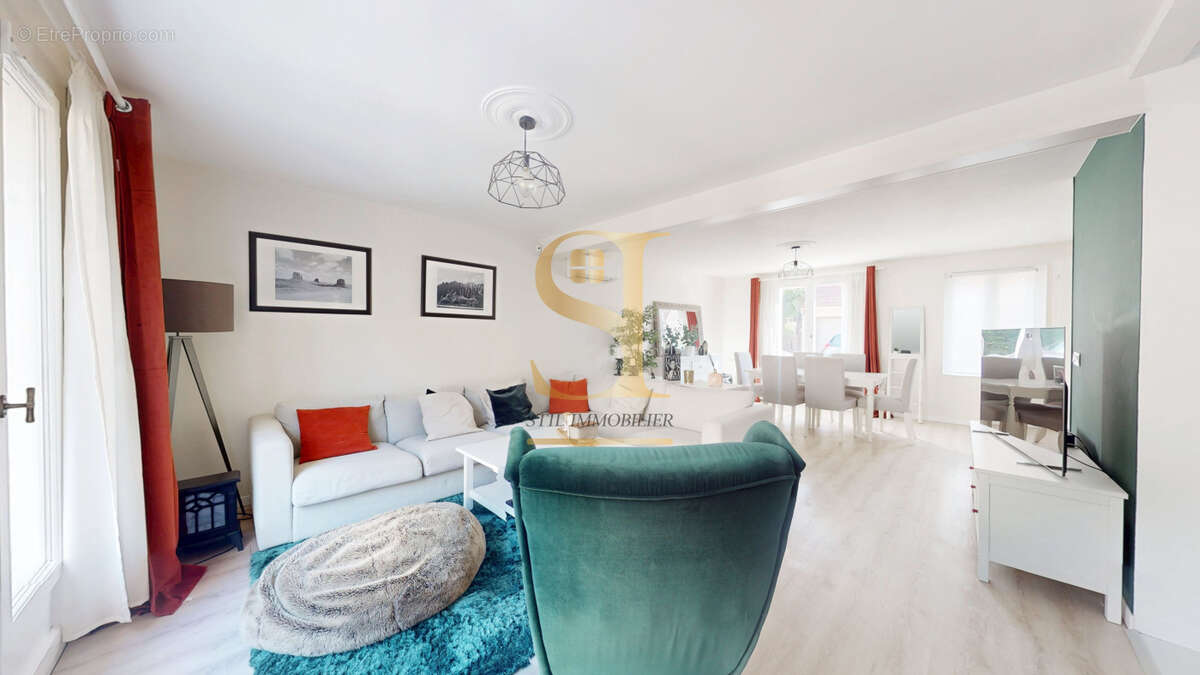 Maison à SOISY-SUR-SEINE