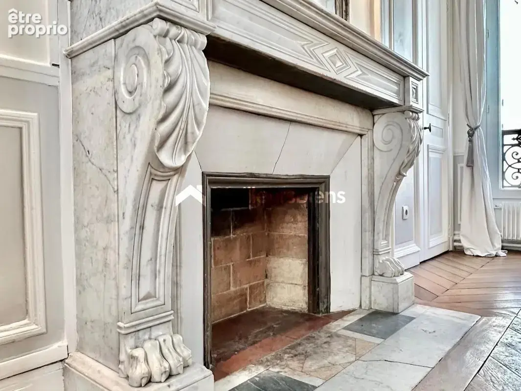 Appartement haussmannien 111 m² 5 pièces avec ascenseur Paris 9e - photo 3