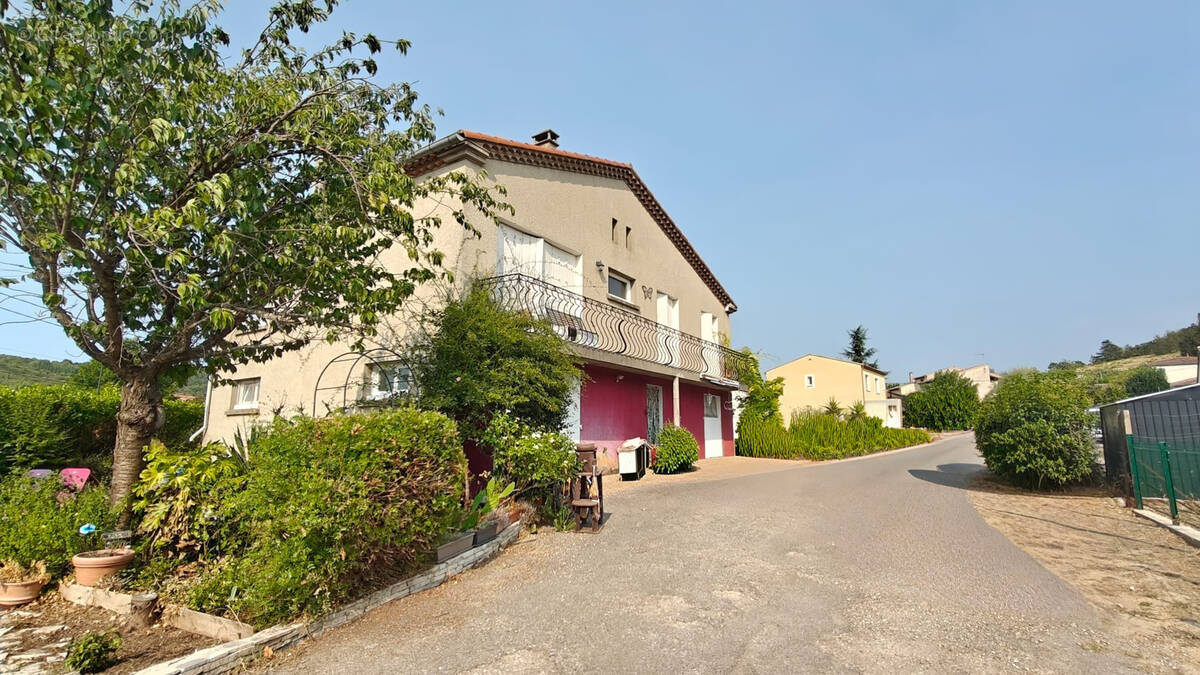 Maison à PIEUSSE