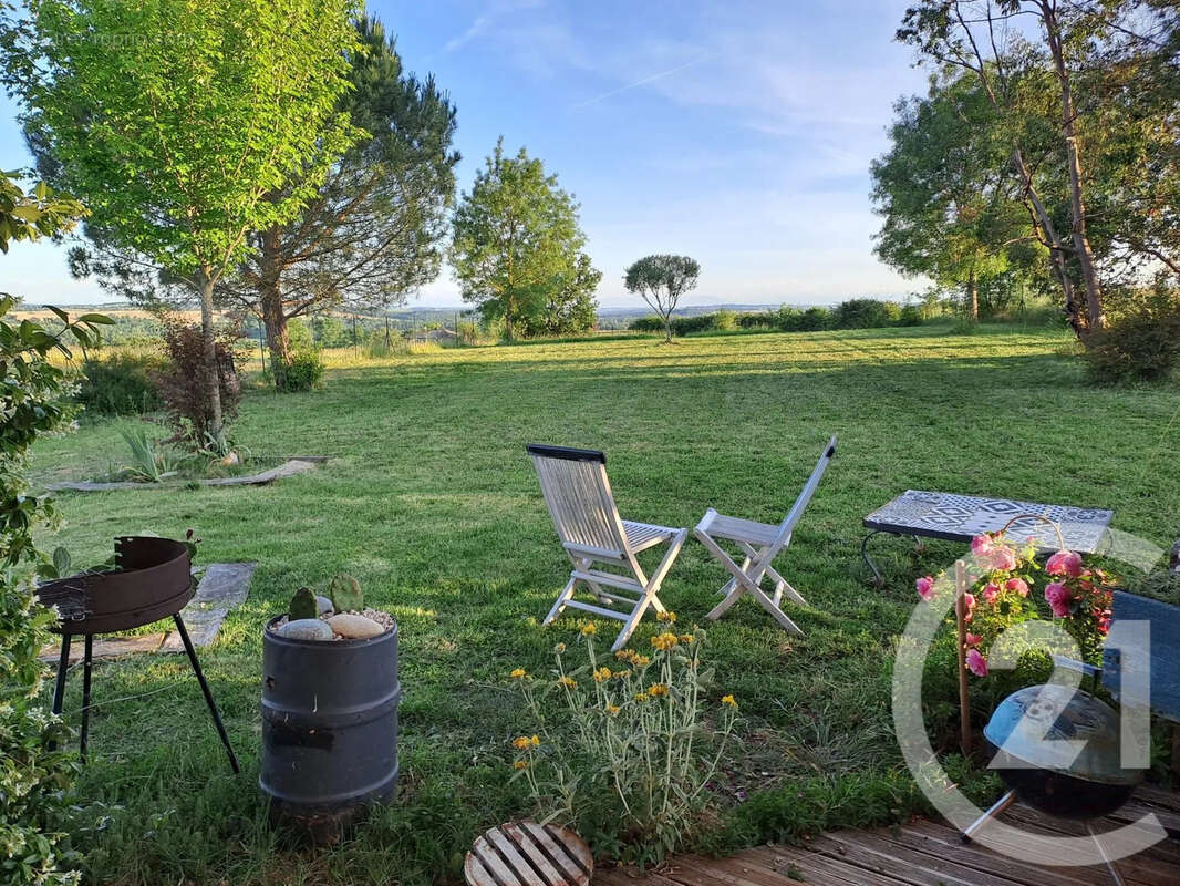 Maison 117 m² à L'isle-Jourdain  - photo 2