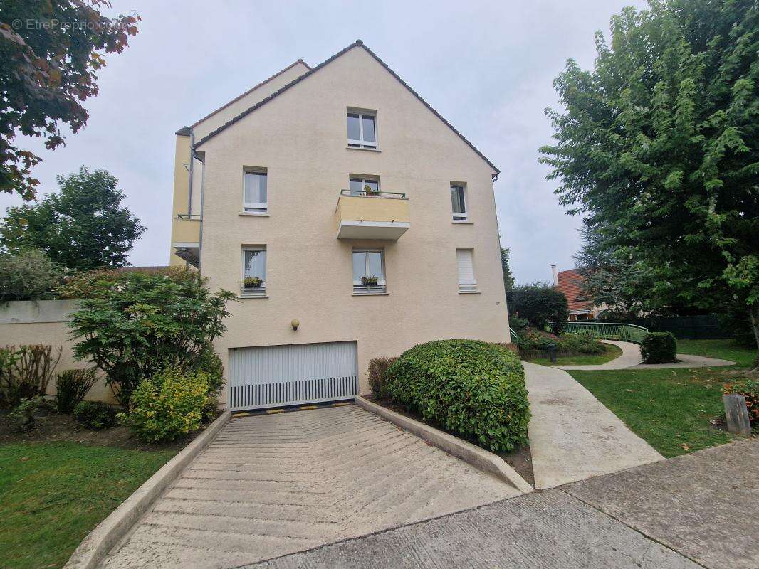 Appartement à VAIRES-SUR-MARNE