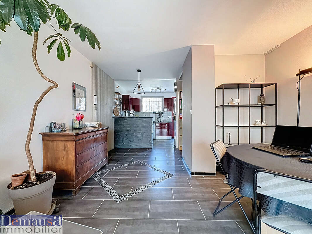 Appartement à NIMES