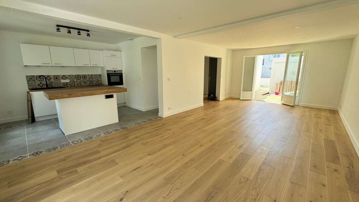 Maison à LA ROCHELLE