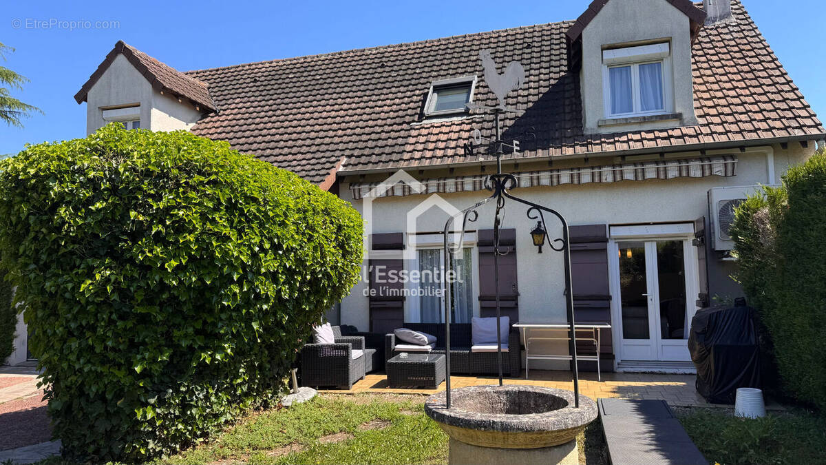 Maison à VERNEUIL-SUR-SEINE