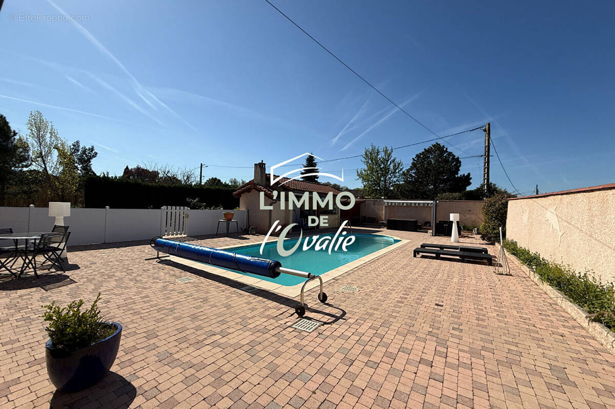 Maison à BRUGUIERES