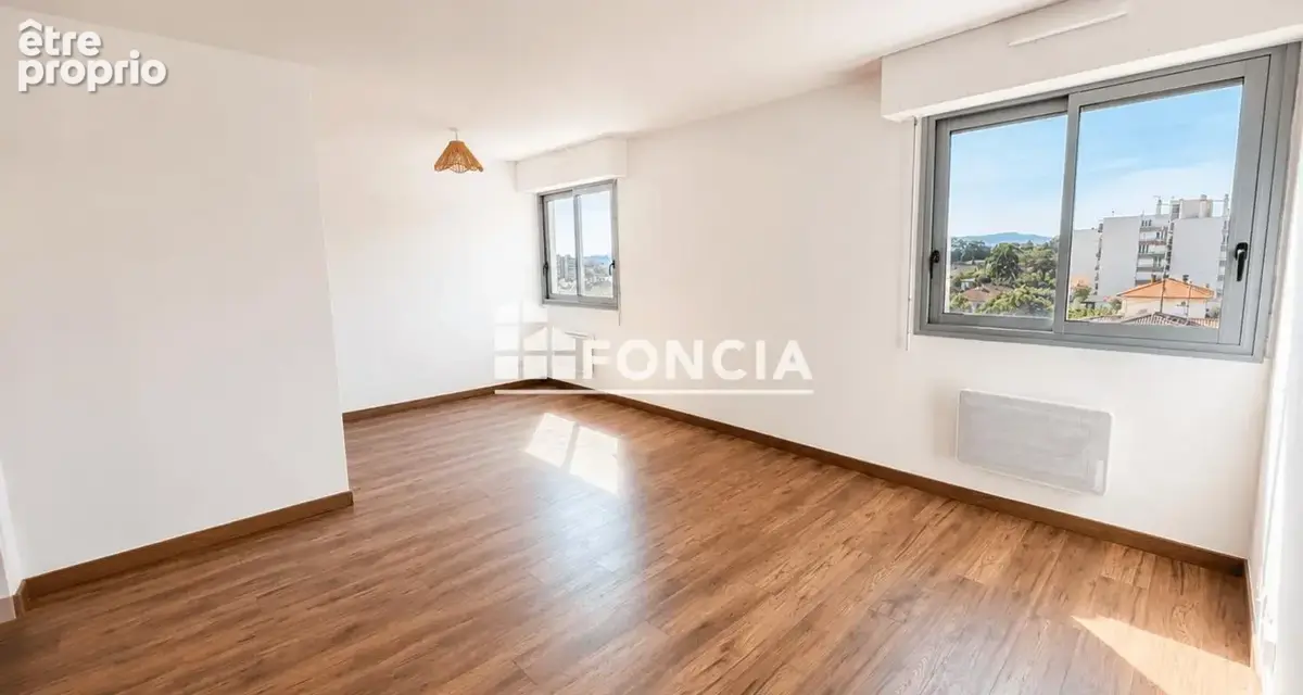 A vendre - appartement 50m2- residence sécurisée- piscine- tennis - photo 2