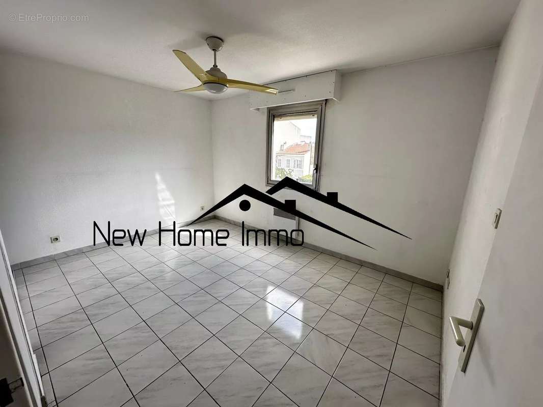 Appartement à MARSEILLE-8E