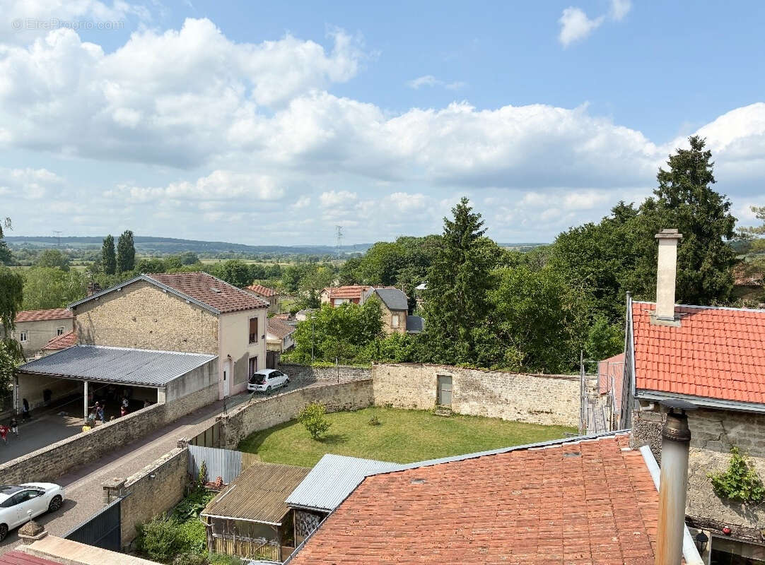 Appartement à STENAY