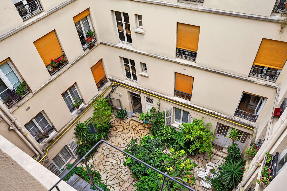 Appartement à PARIS-12E