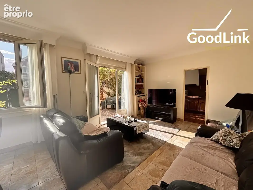 Maison 7 pièces 217 m² à vendre à Romainville (93230) - photo 4