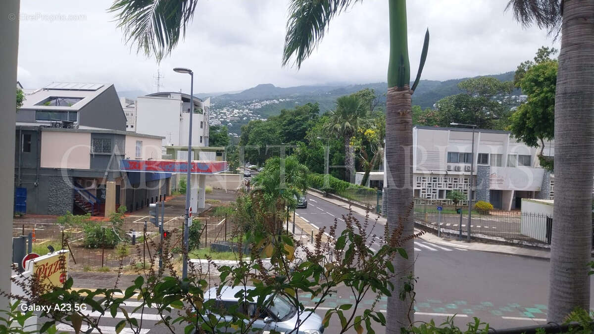 Appartement à SAINT-DENIS