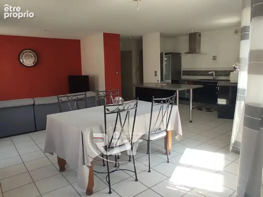 Appartement à GRIGNY