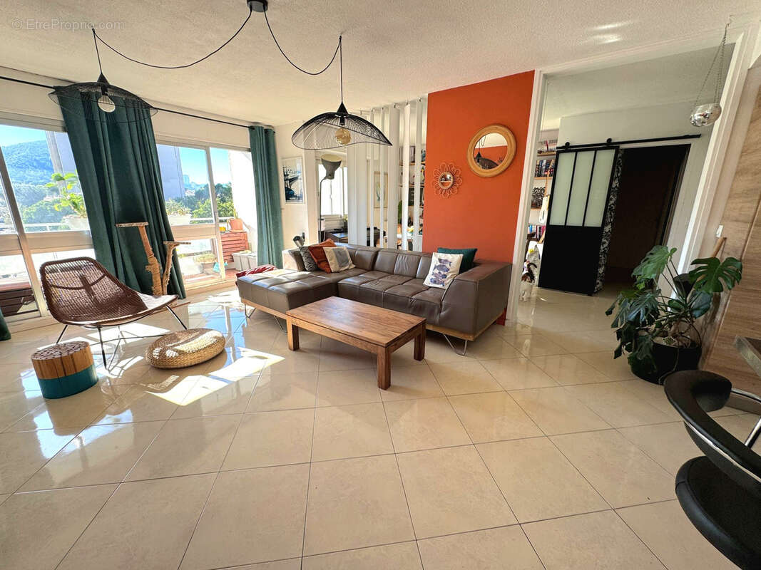 Appartement à MARSEILLE-10E