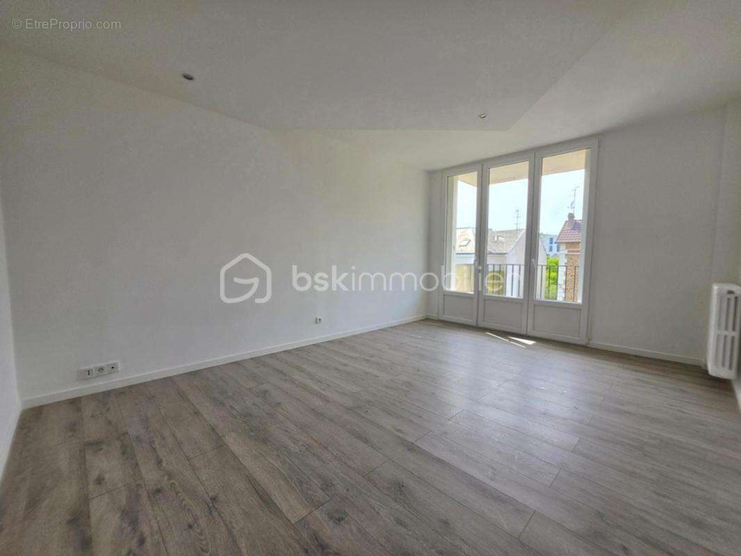 Appartement à VILLEMOMBLE