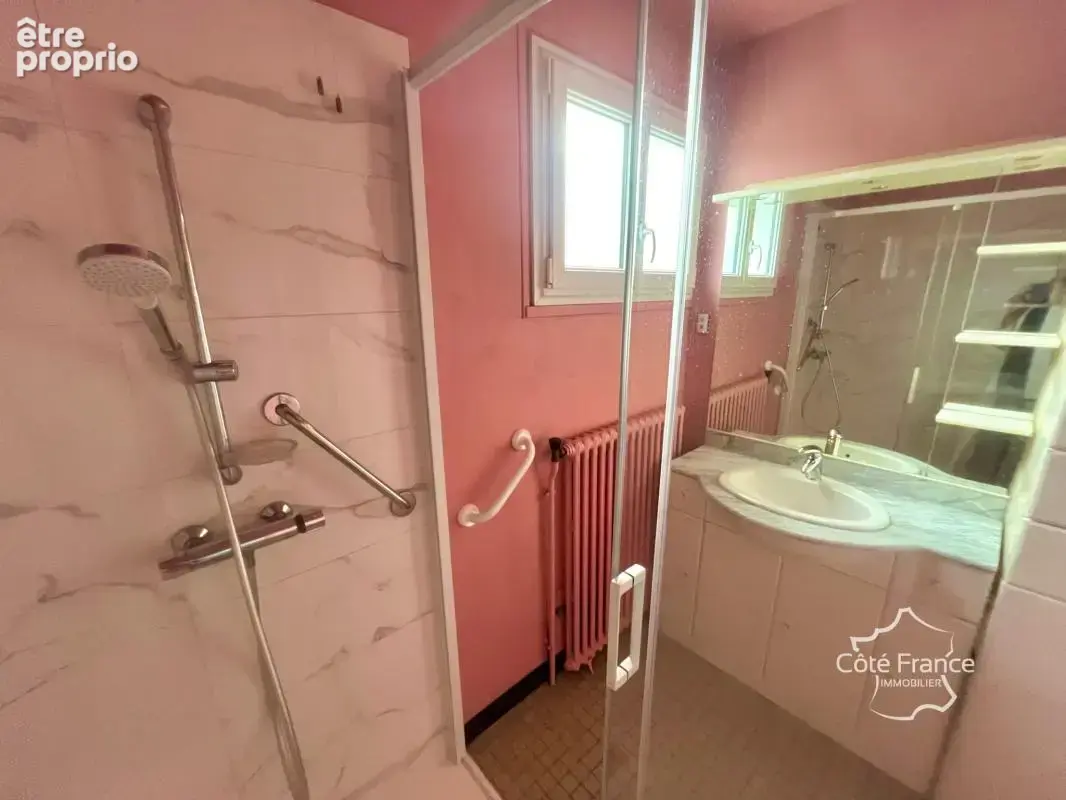 Très belle Maison familiale de 5 chambres sur 135 m2 avec va - photo 12