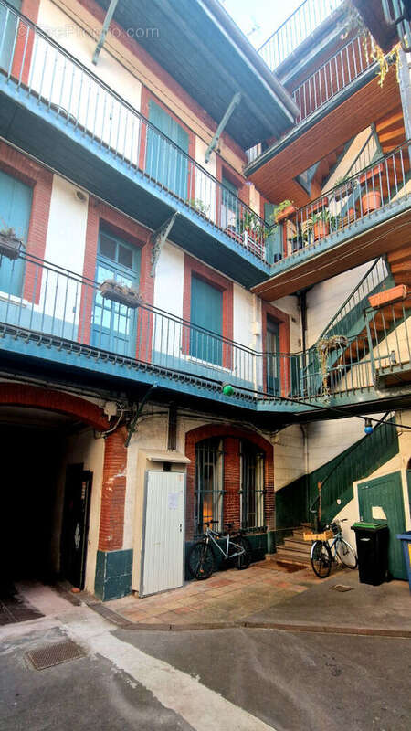 Toulouse Saint Aubin/Colombette, charmant T2 en chartreuse, sur cour calme. - photo 8