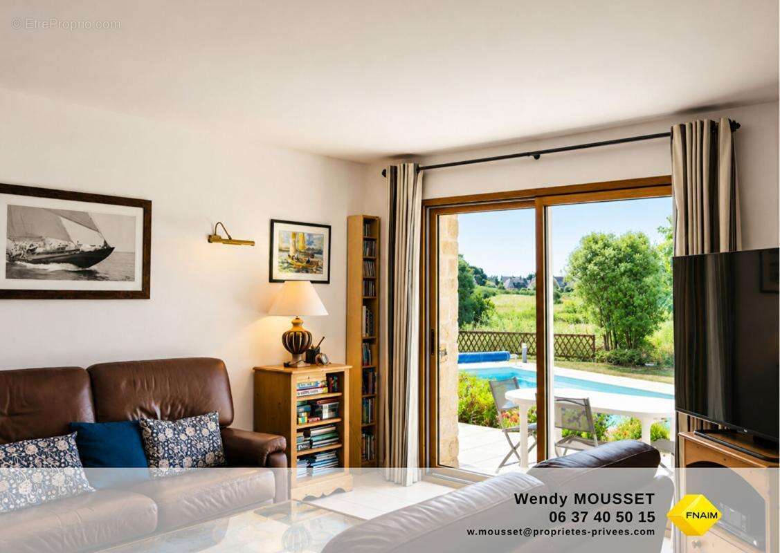 Vue imprenable - Propriété avec piscine et garage à bateau à 5 minutes de la plage - photo 10