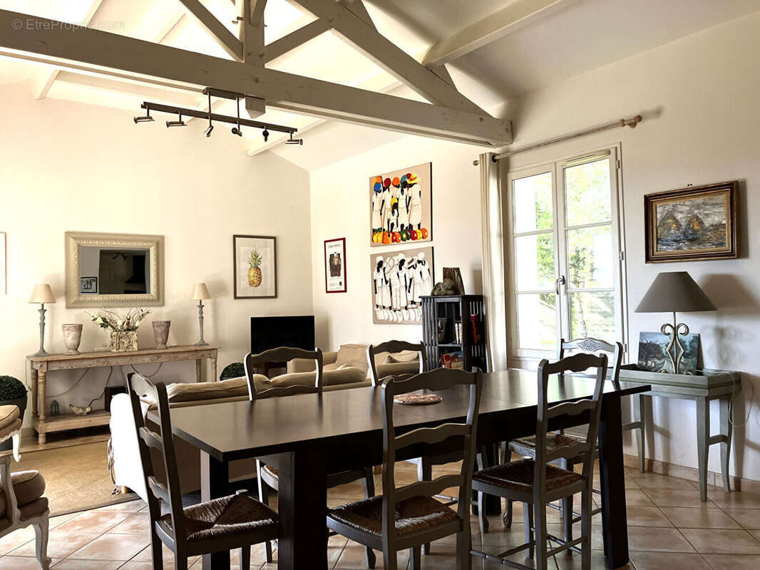 Maison à L&#039;AIGUILLON-SUR-VIE