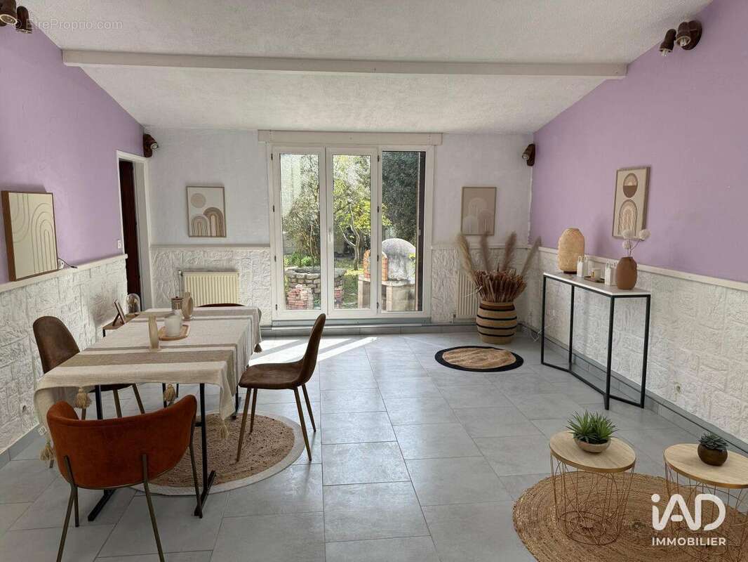 Photo 3 - Maison à MONTIGNY-LES-CORMEILLES
