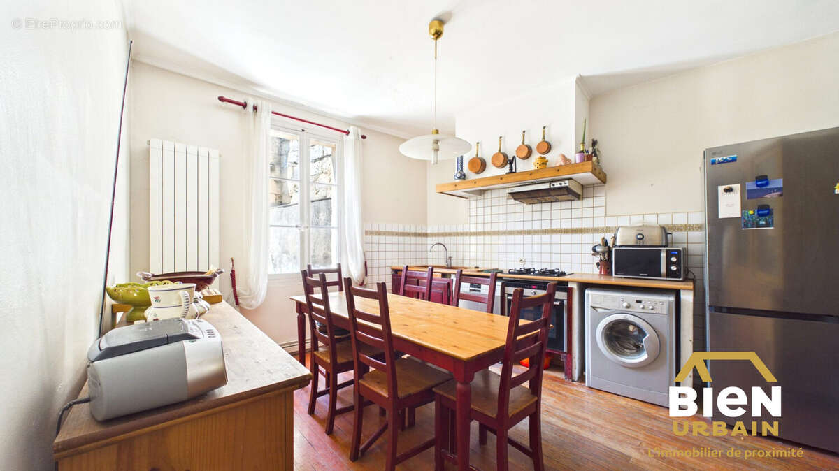 Maison 290 m² à Calvisson  - photo 8