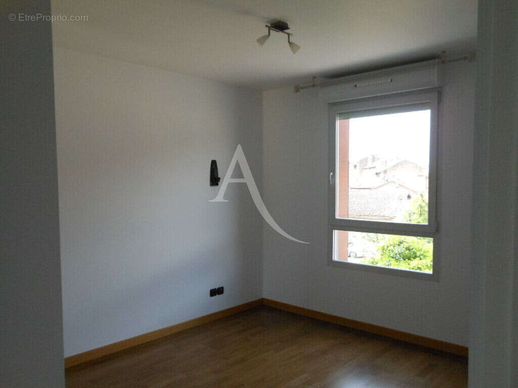 T3 standing Les Terrasses Saint Vincent centre ville Bourg en Bresse loggia, garage et cave - photo 17