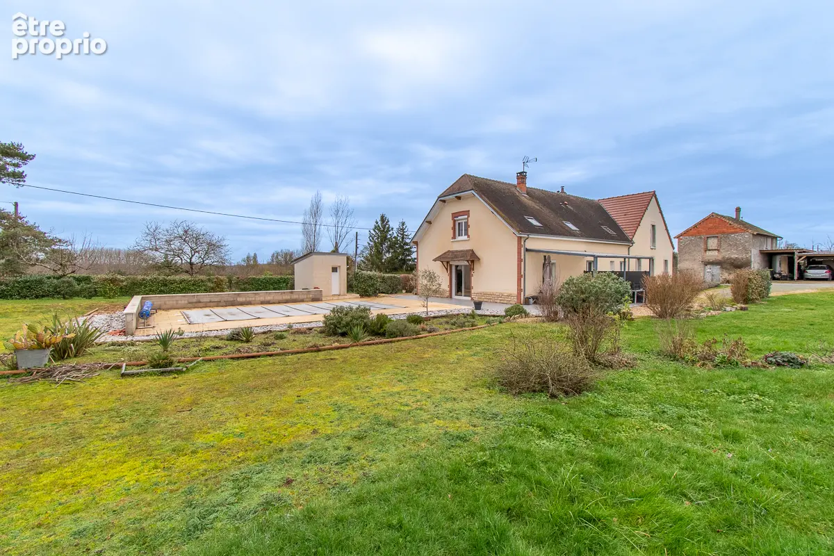 Maison Mereau 10 pièce(s) 286 m2 - photo 17