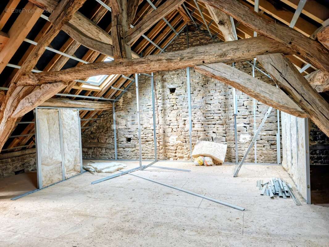 Maison de village en pierre - photo 9