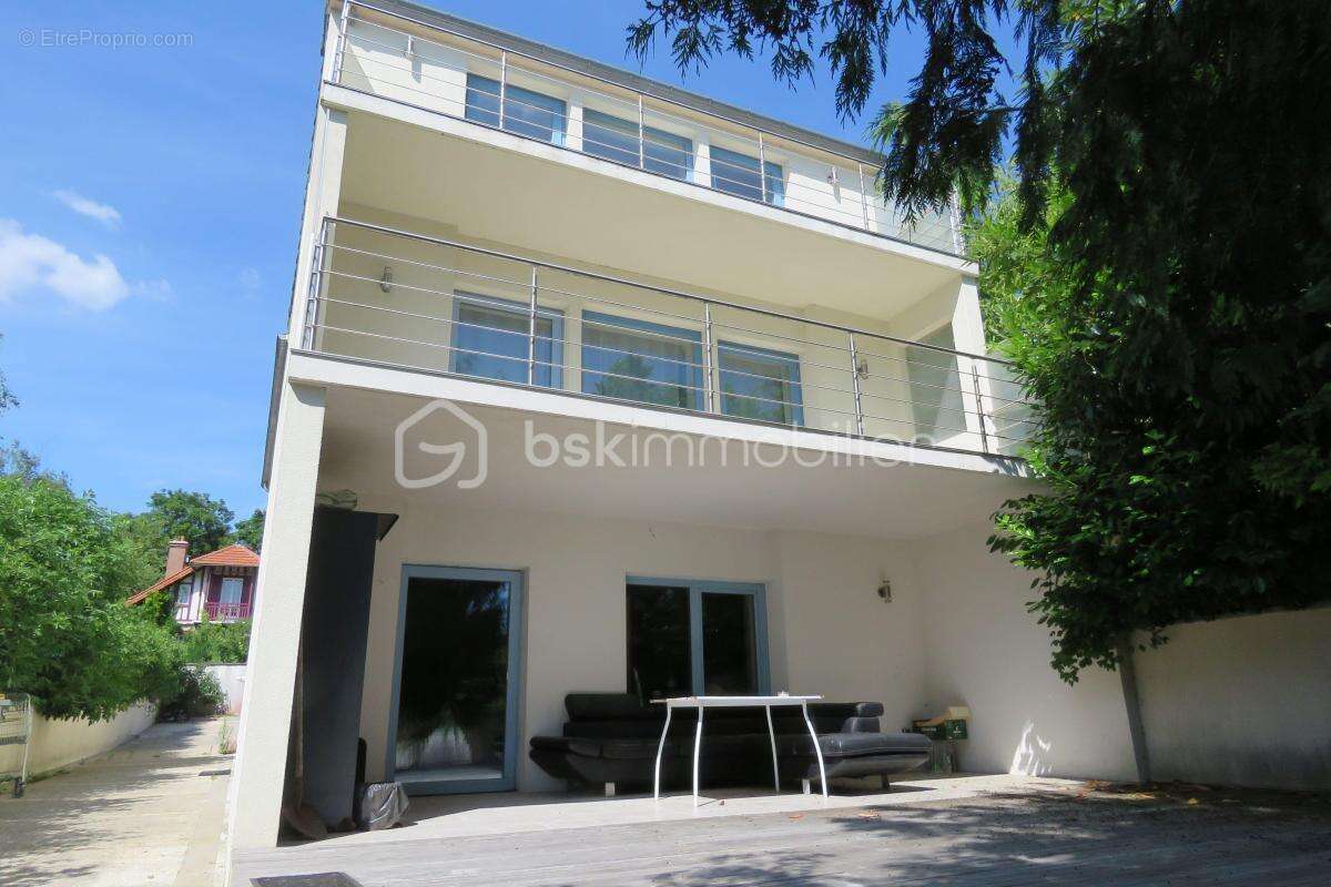 Maison à CHARTRETTES