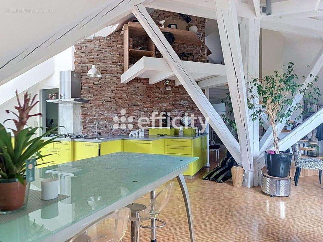 Appartement à SAINT-EGREVE