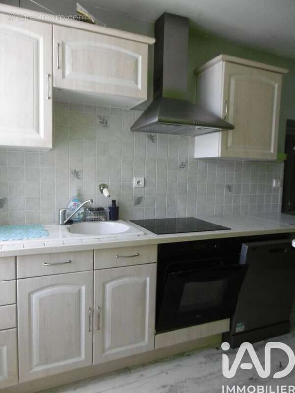 Photo 2 - Maison à BUSSIERE-POITEVINE