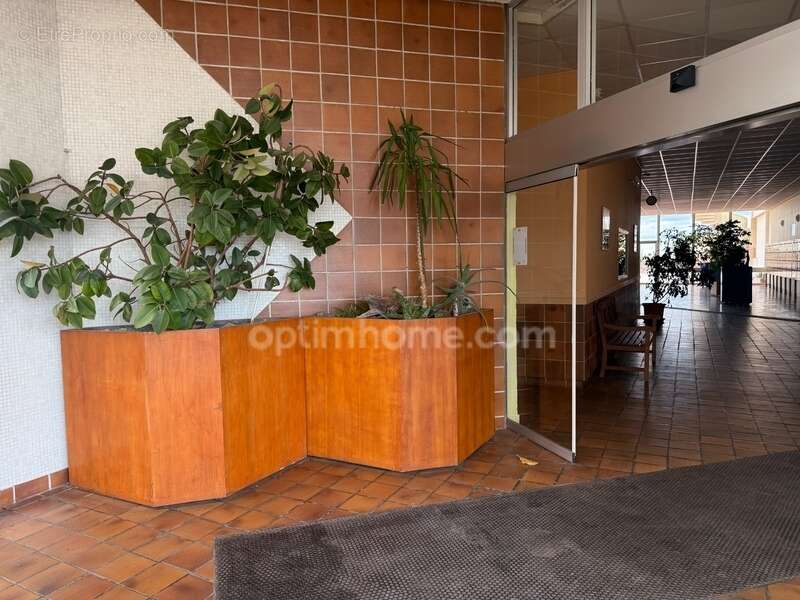 Appartement T2 cabine + garage - photo 11