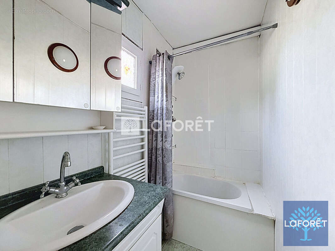 Appartement à VIGNEUX-SUR-SEINE