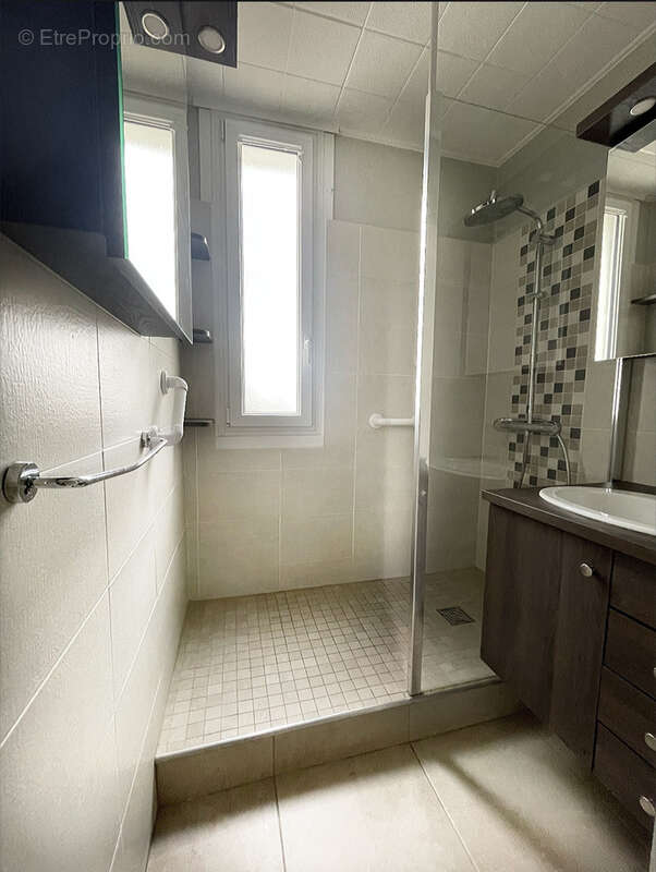 Appartement à LYON-5E