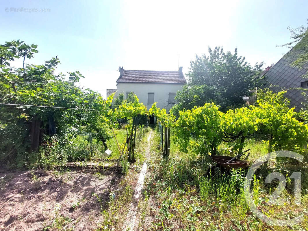 Maison à LE CREUSOT