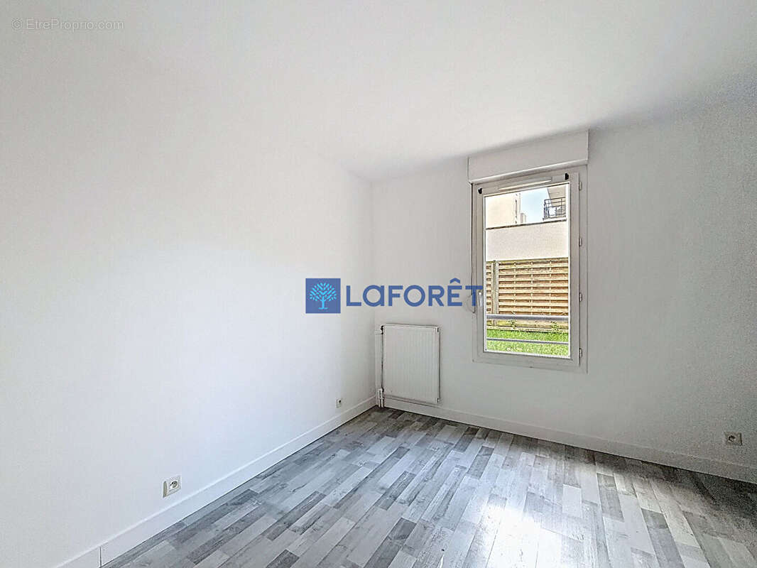 Appartement à CHILLY-MAZARIN
