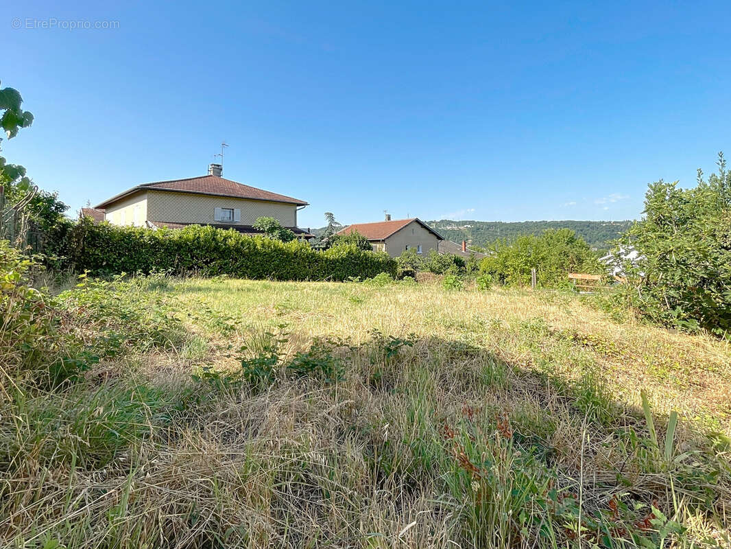 Terrain à CHASSE-SUR-RHONE