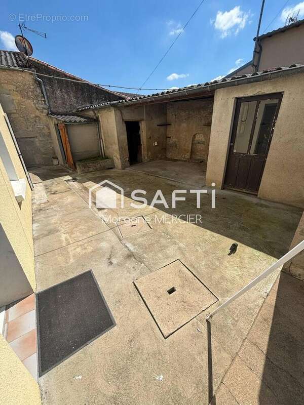 Maison 73 m² à Sainte-Verge  - photo 8