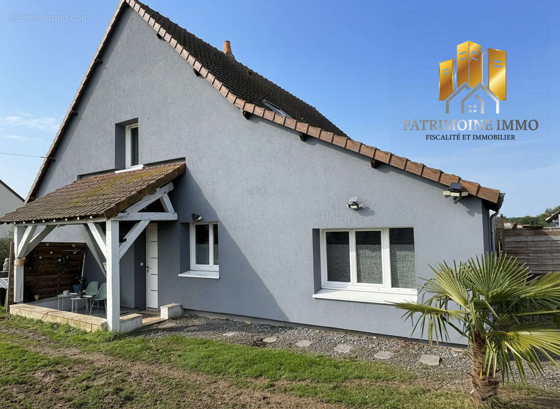 Maison à LOUESTAULT