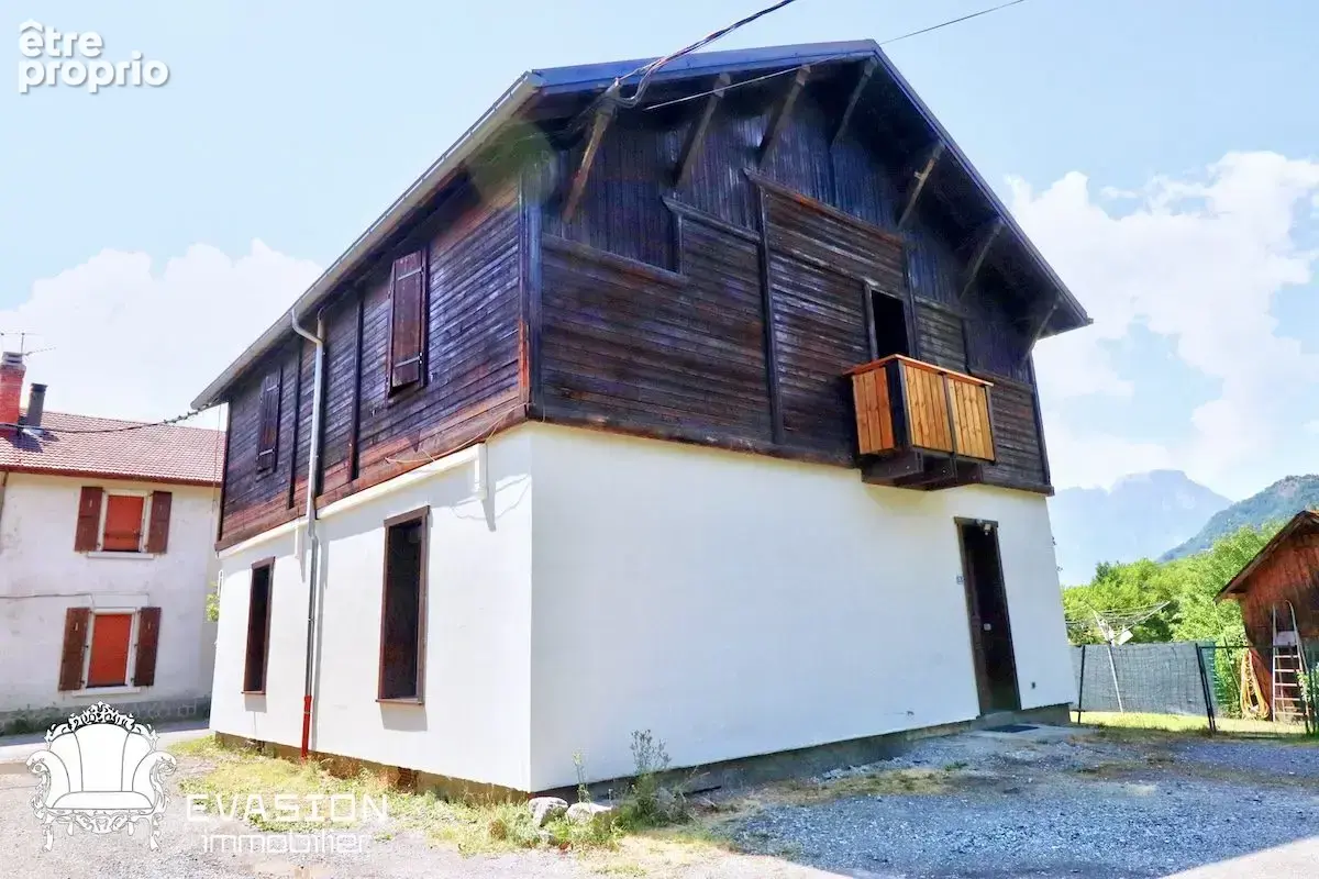 Maison 5 pièces 125 m² à vendre à Saint-Gervais-Les-Bains (74170) - photo 2