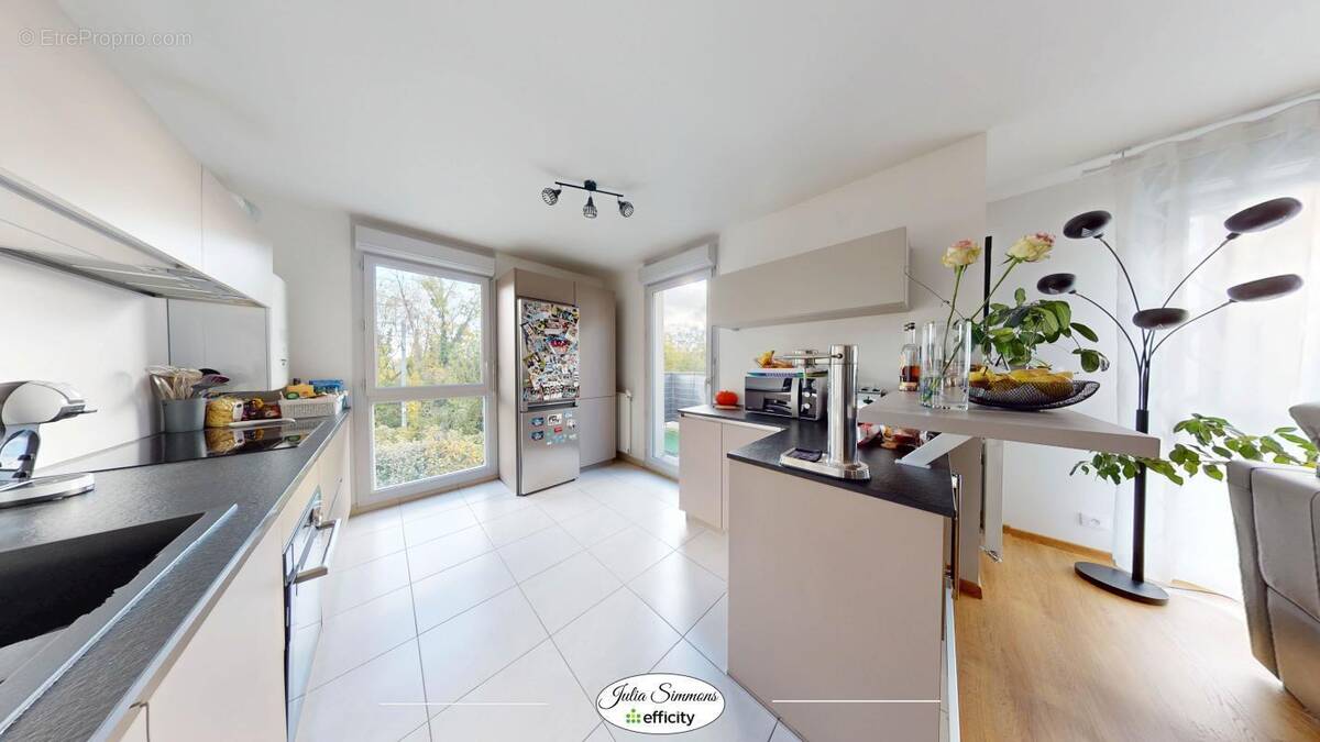Appartement à MAREIL-MARLY