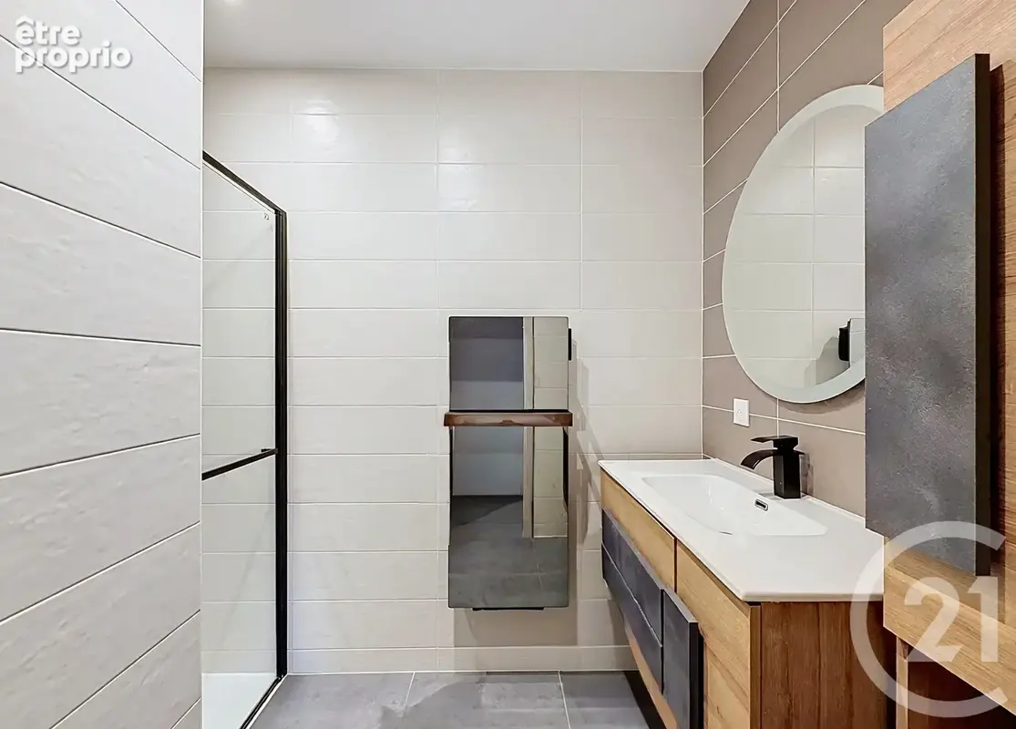 Appartement 71 m² à Taninges  - photo 9