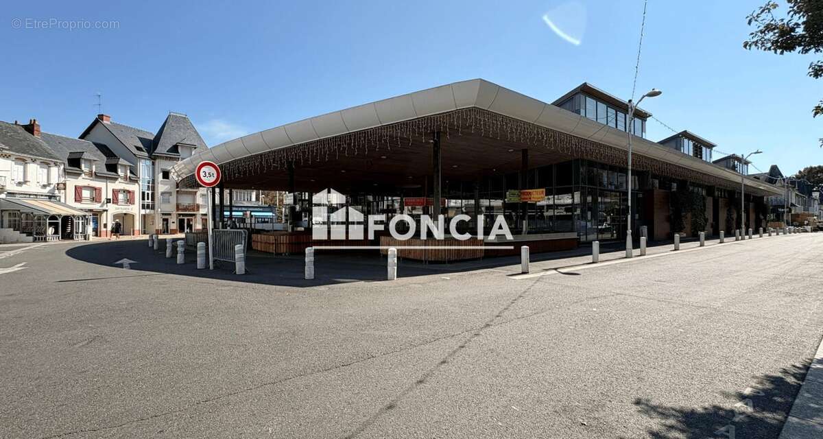 La baule - studio a renover au coeur de la station - photo 8