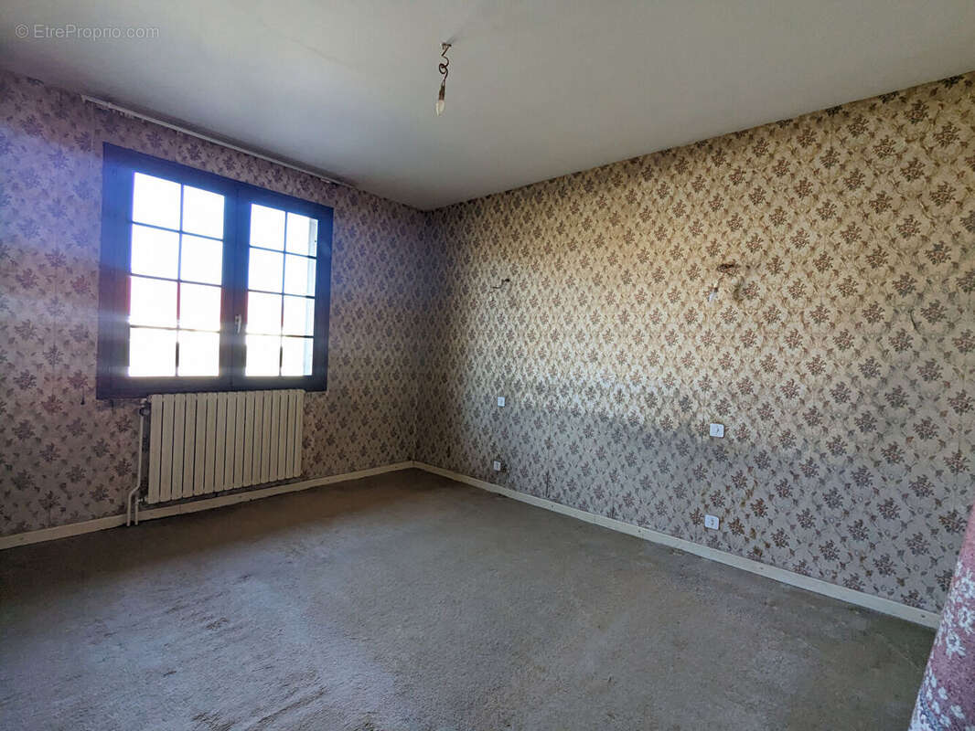 Maison à MAGNY-SUR-TILLE