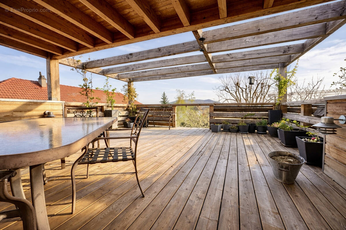 Maison à PONT-DU-CHATEAU